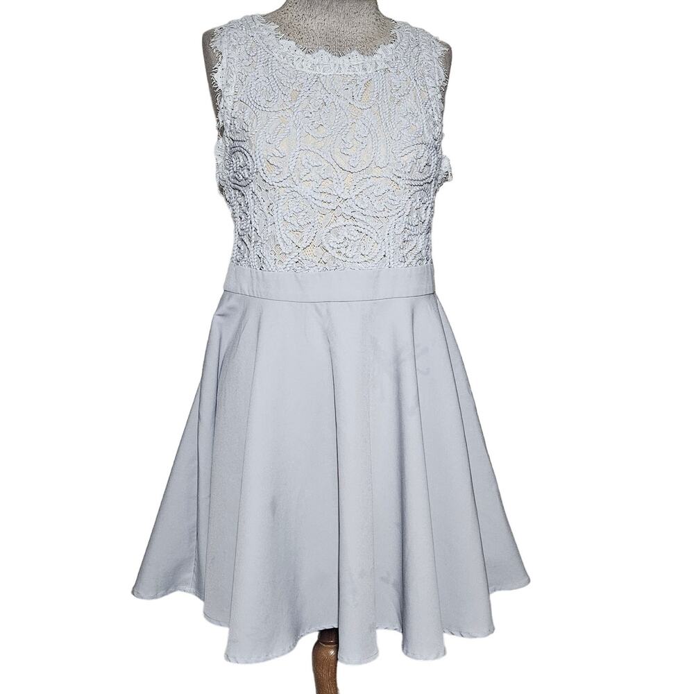 Romeo & Juliet Couture Lace Overlay Mini Dress Size Large New with Tag
